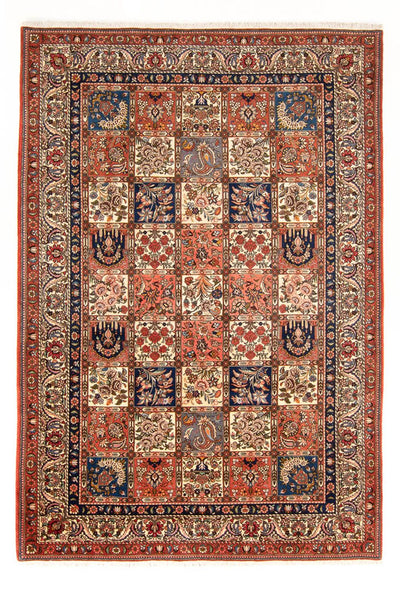 Bakhtiari Rug 200x314cm - Persian Rugs