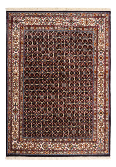 Moud Rug 139x188cm - Persian Rugs