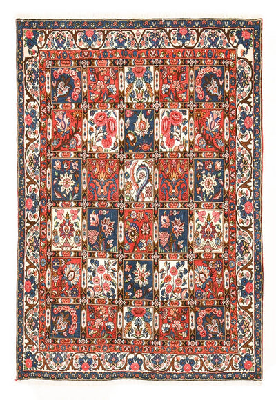 Bakhtiari Rug 135x199cm - Persian Rugs