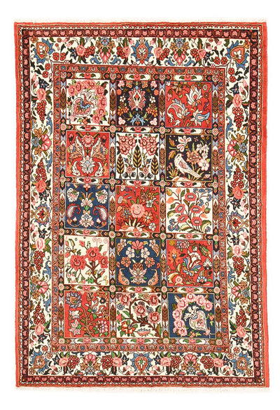 Bakhtiari Rug 132x197cm - Persian Rugs