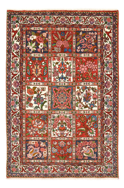 Bakhtiari Rug 133x205cm - Persian Rugs
