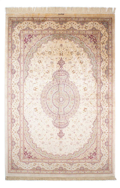 Qom Rug 158x233cm - Persian Rugs