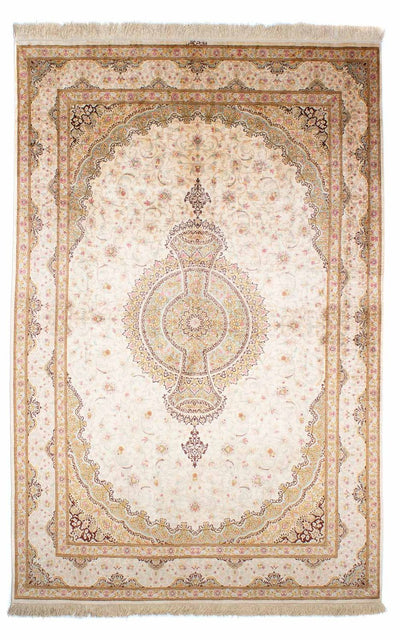 Qom Rug 157x235cm - Persian Rugs