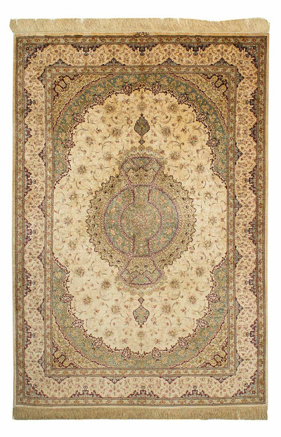 Qom Silk Rug 131x197cm - Oriental Rug