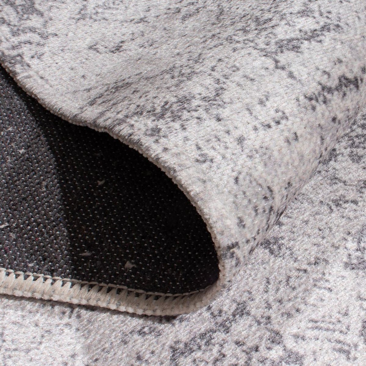 Modern Rug - 150 x 76 cm - silver