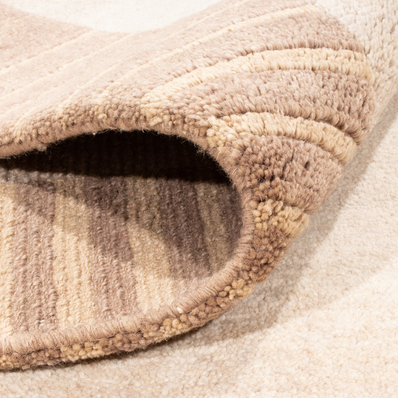 Nepal Rug - Royal - 242 x 170 cm - beige