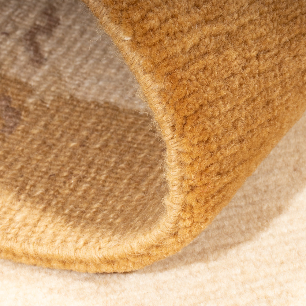 Nepal Rug - Royal - 141 x 72 cm - beige