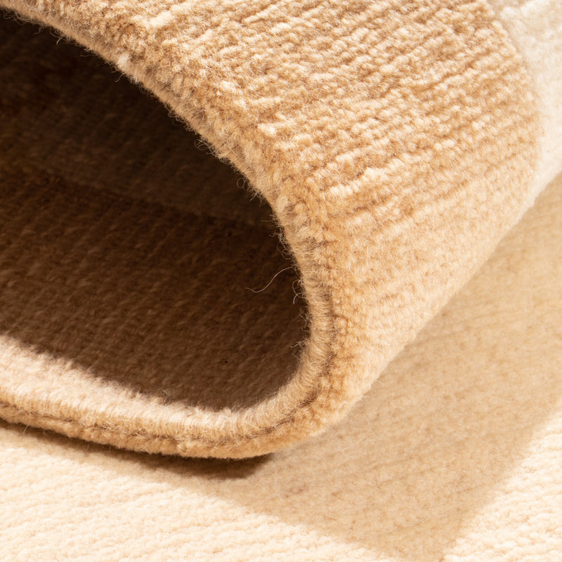 Nepal Rug - Royal - 141 x 72 cm - beige