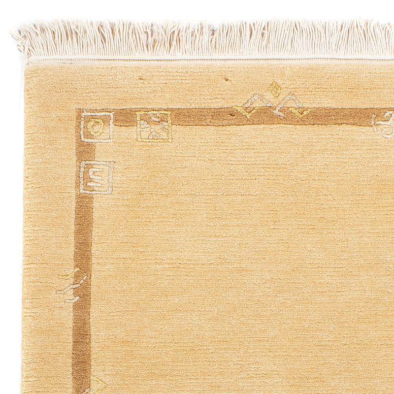 Nepal Rug - Royal - 141 x 72 cm - beige