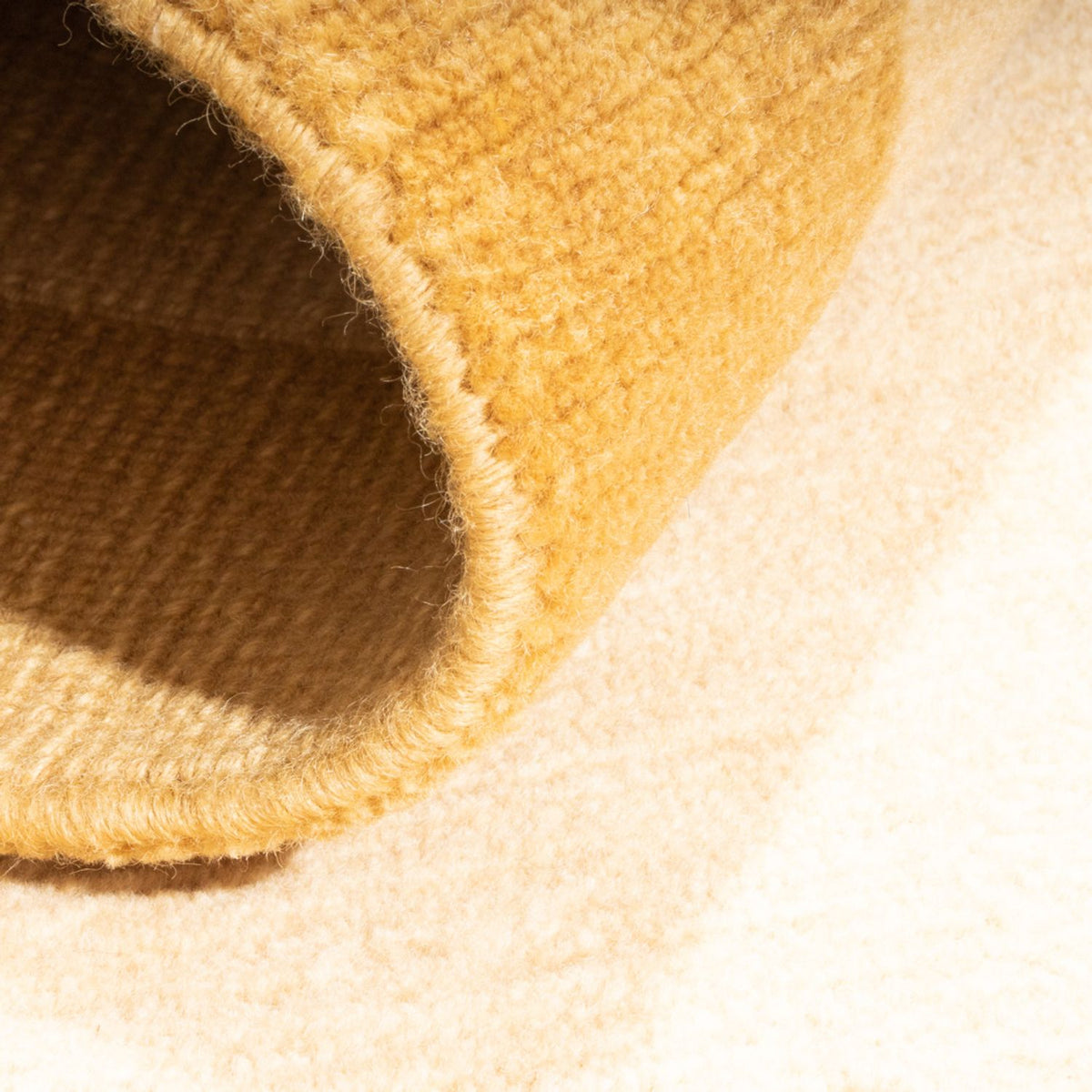 Nepal Rug - Royal - 141 x 74 cm - beige