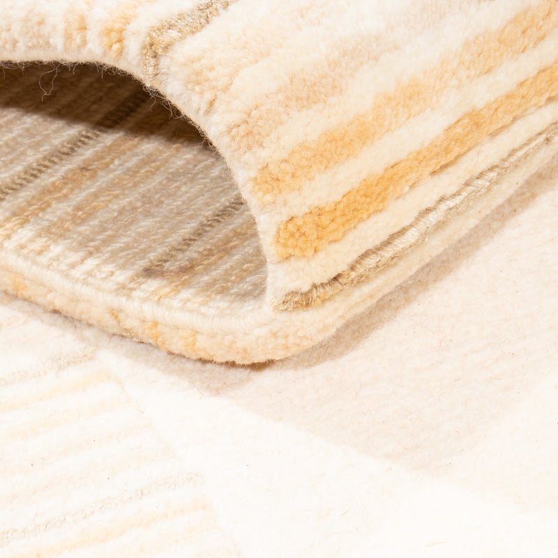 Nepal Rug - Royal - 147 x 72 cm - beige