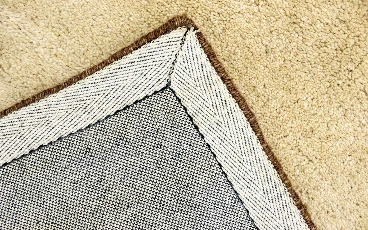 Wool Rug - 196 x 139 cm - beige