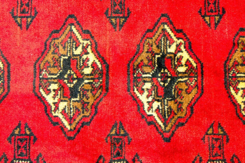 Turkaman Rug - 146 x 103 cm - red