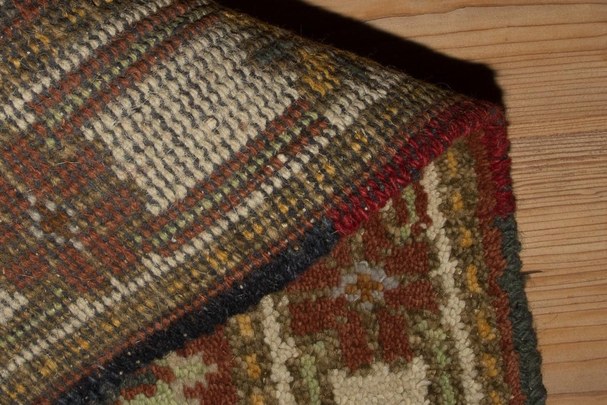 Oriental Rug - 93 x 64 cm - rust