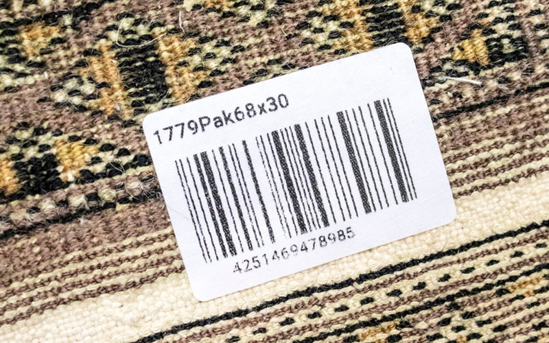 Pakistani Rug - 68 x 30 cm - red