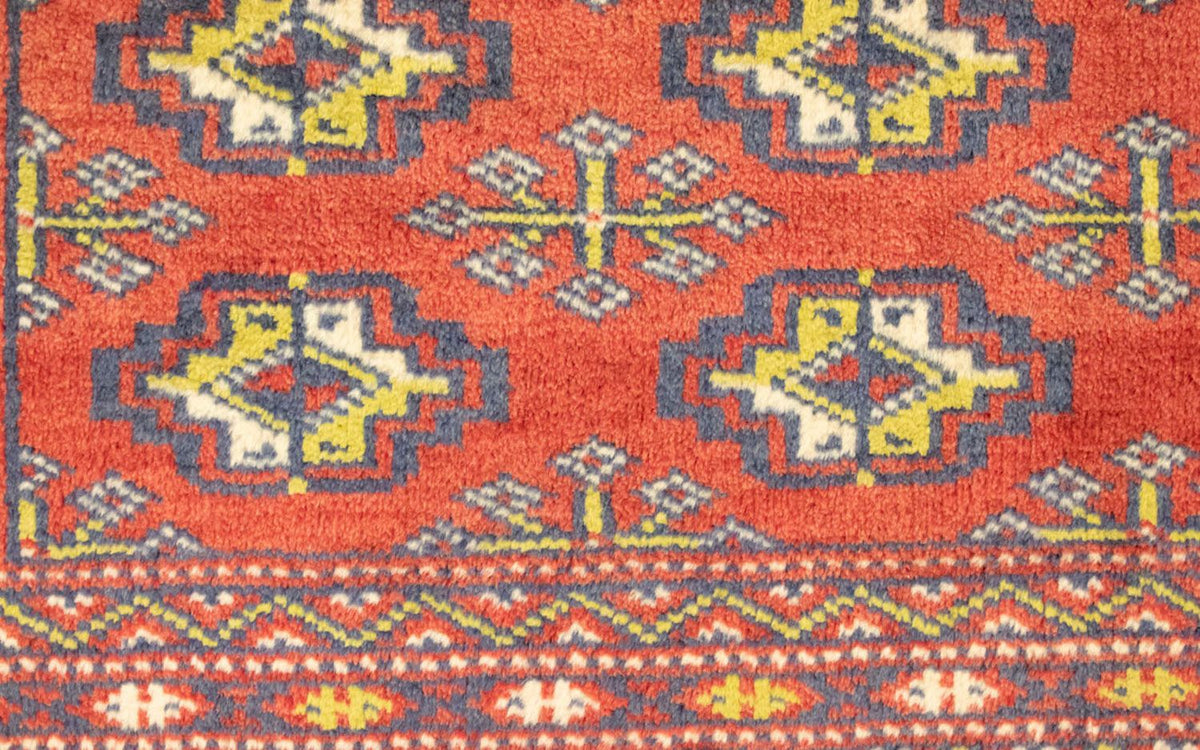 Runner Turkaman Rug - 100 x 50 cm - red