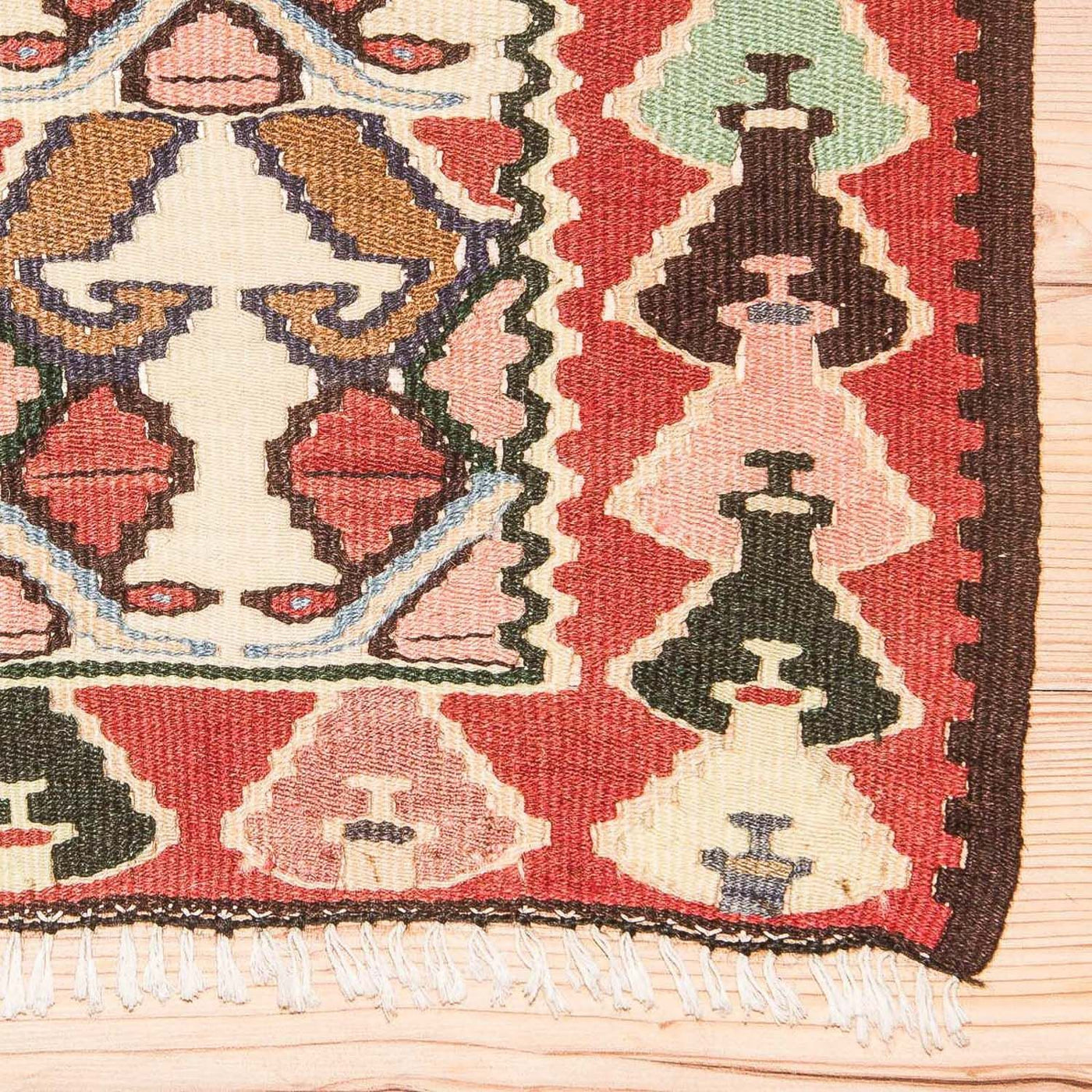 Antique Kilim Rug 143x119cm