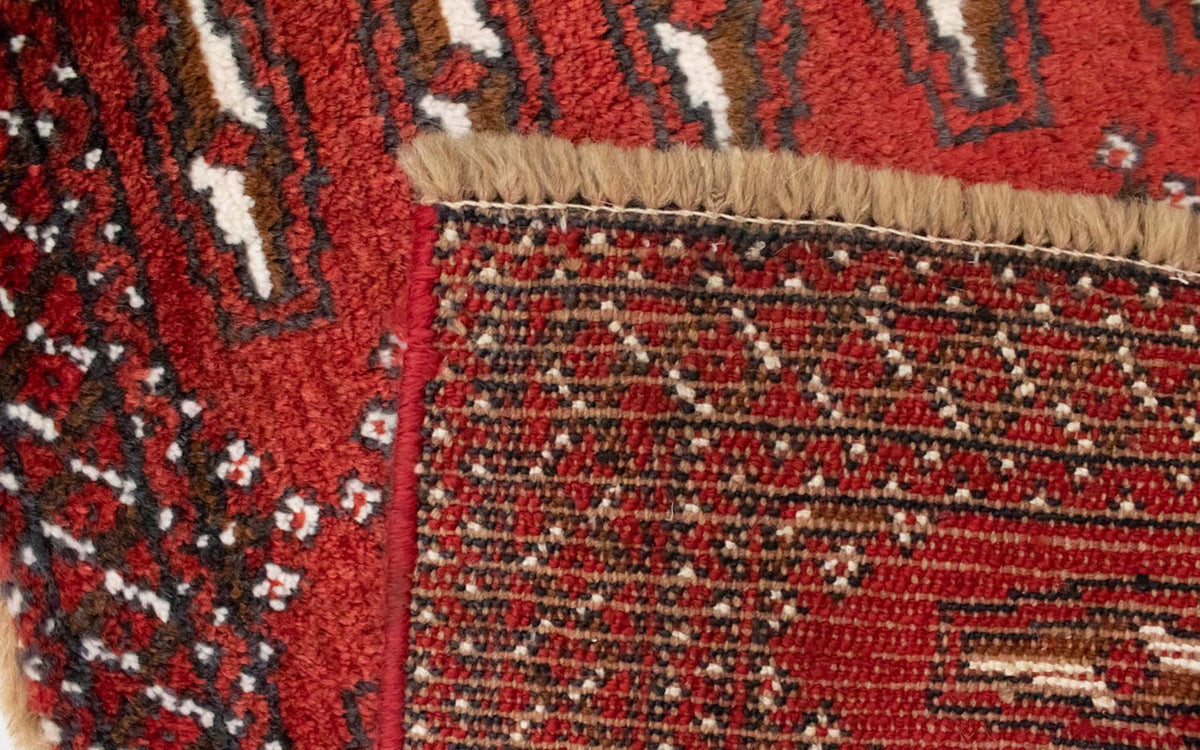 Turkaman Rug - 130 x 60 cm - red