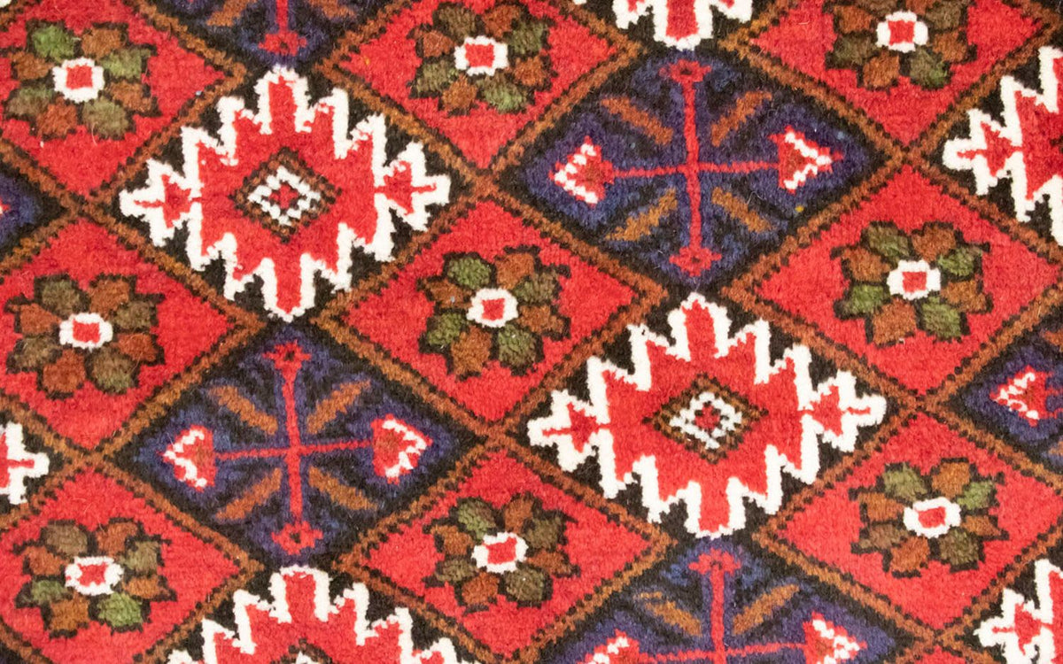 Turkaman Rug - 130 x 60 cm - red