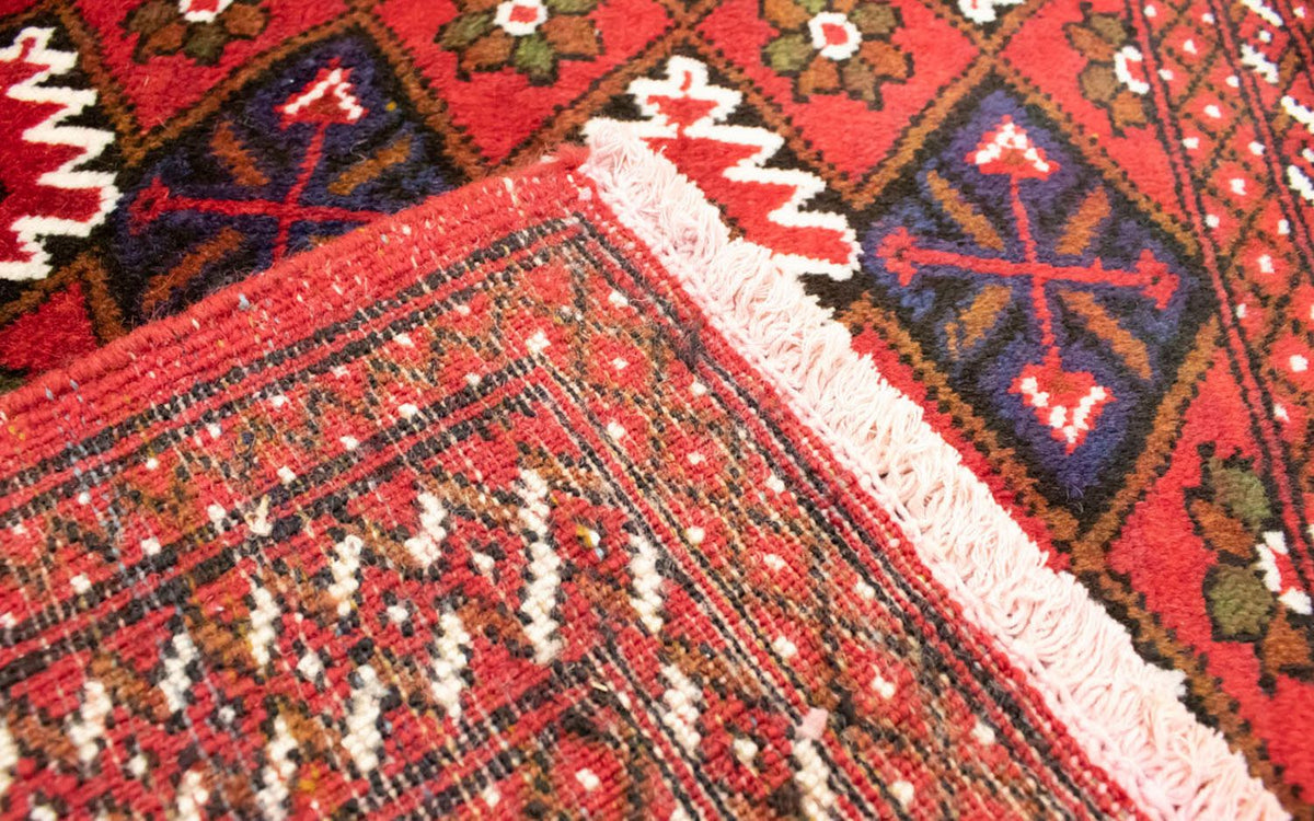 Turkaman Rug - 130 x 60 cm - red