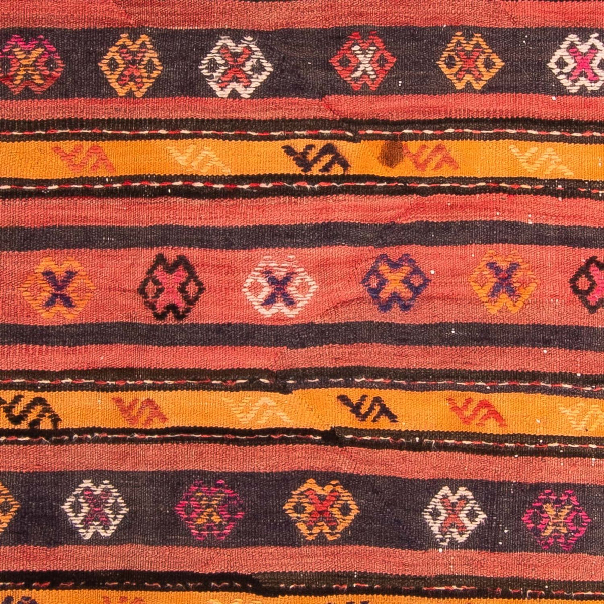 Kelim Rug - Old - 210 x 150 cm - multicolored