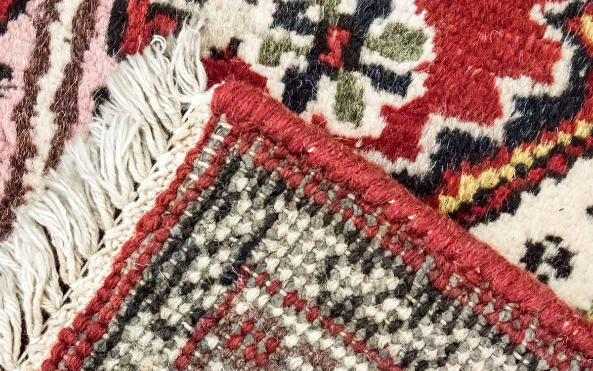 Oriental Rug - 160 x 90 cm - red