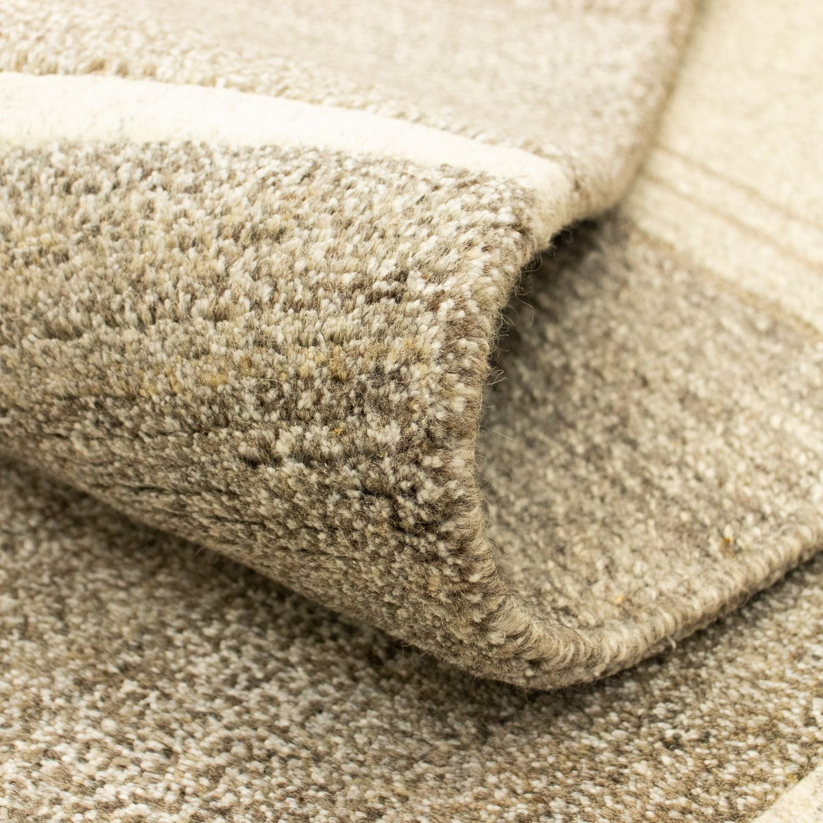 Nepal Rug - 232 x 172 cm - natural