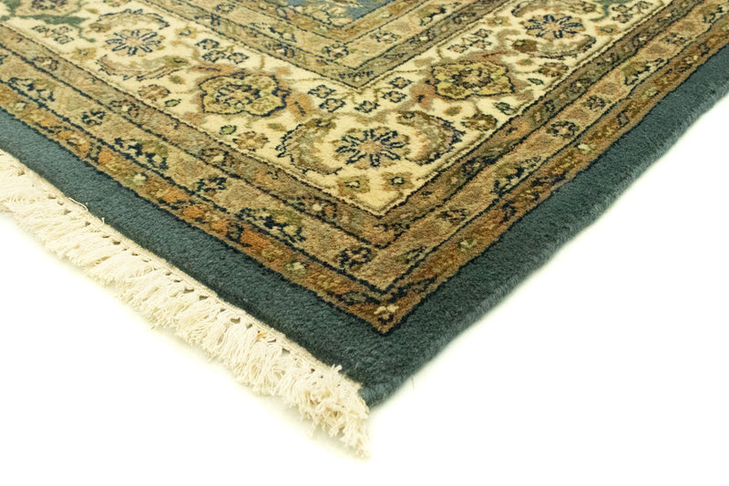 Oriental Rug - 263 x 195 cm - green