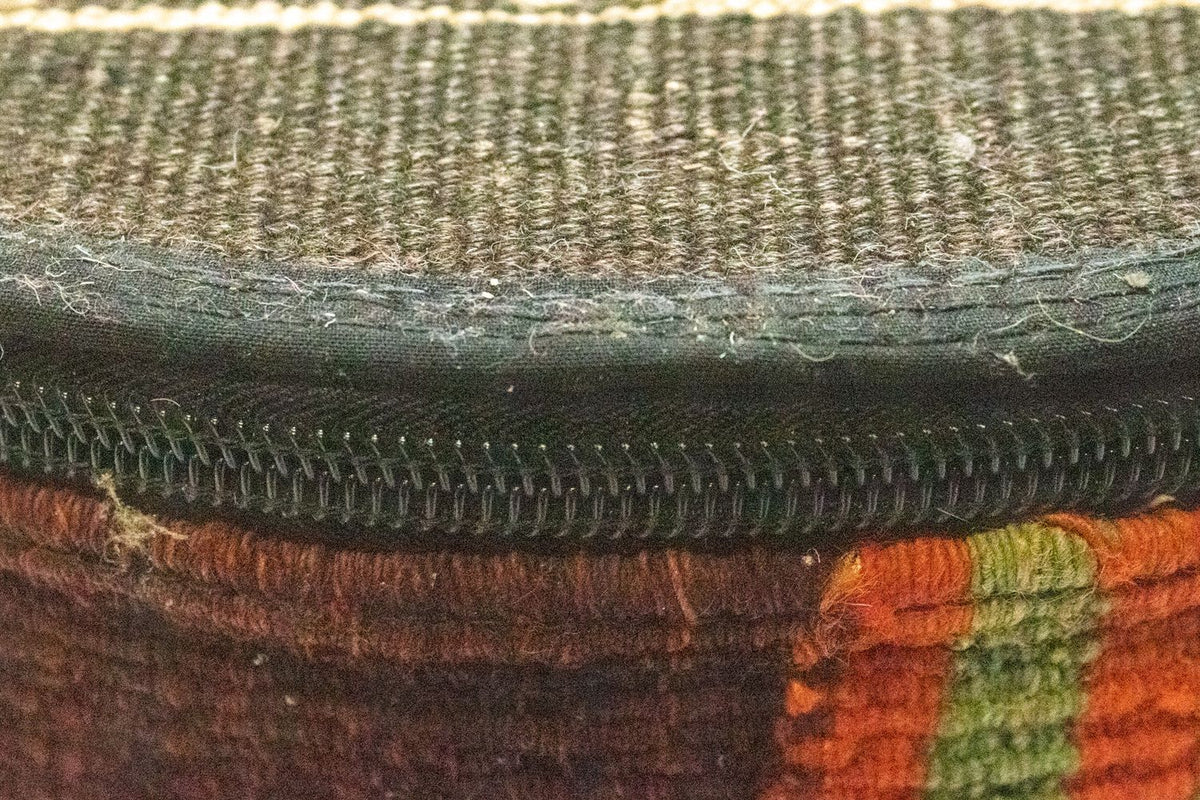 Seating other shape  - 42 x 36 cm