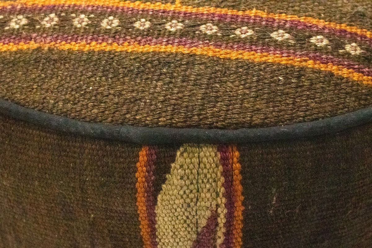 Seating other shape  - 42 x 36 cm