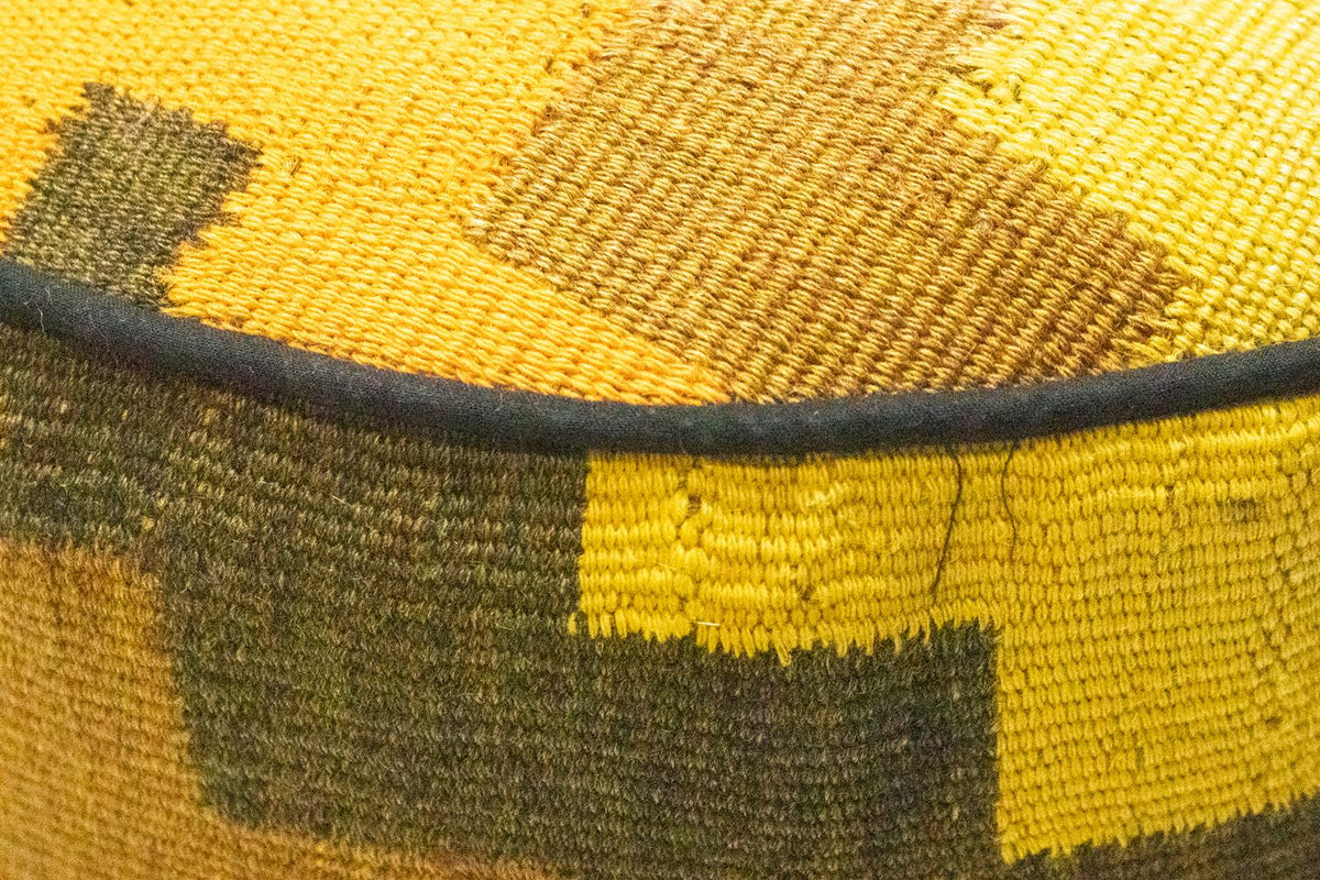 Seating other shape  - 42 x 36 cm