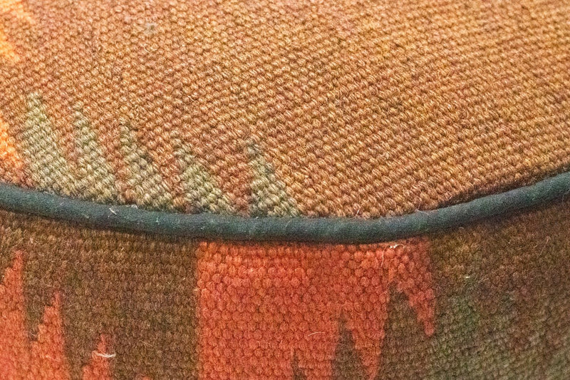 Seating other shape  - 42 x 36 cm