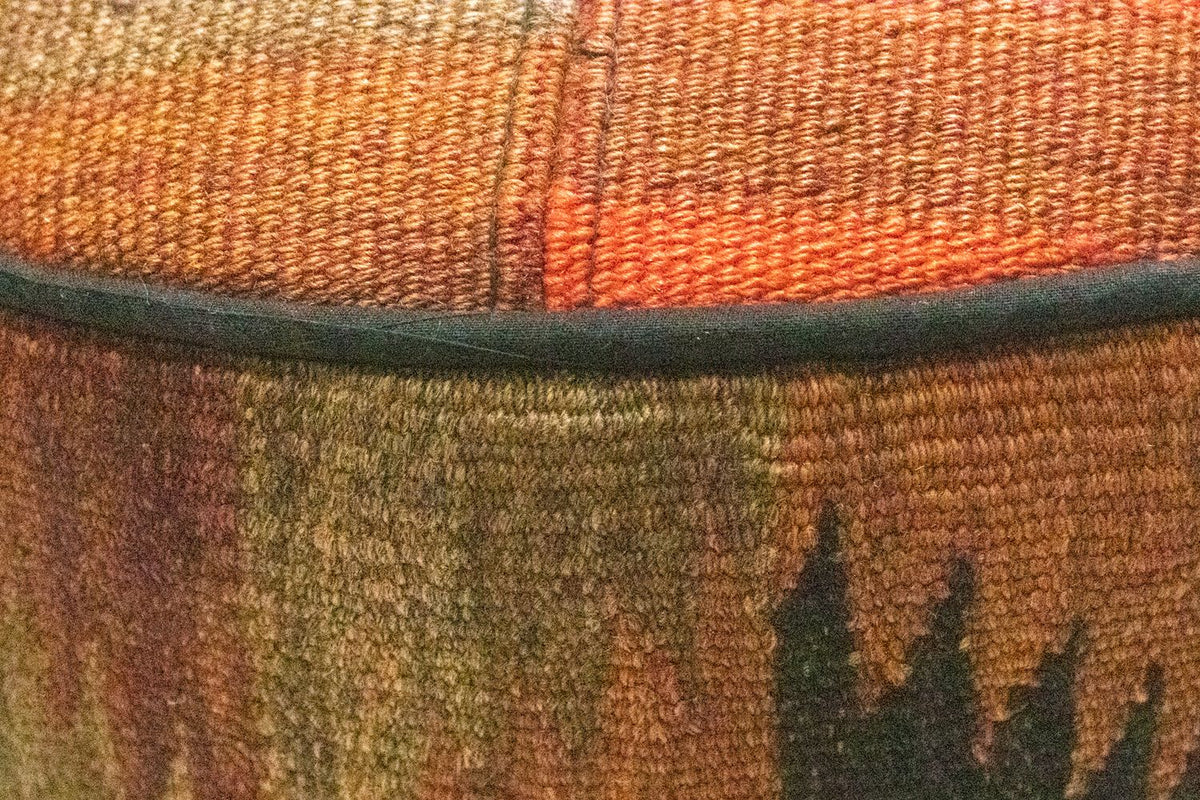 Seating other shape  - 42 x 36 cm