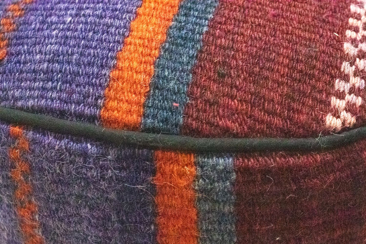 Seating other shape  - 42 x 36 cm