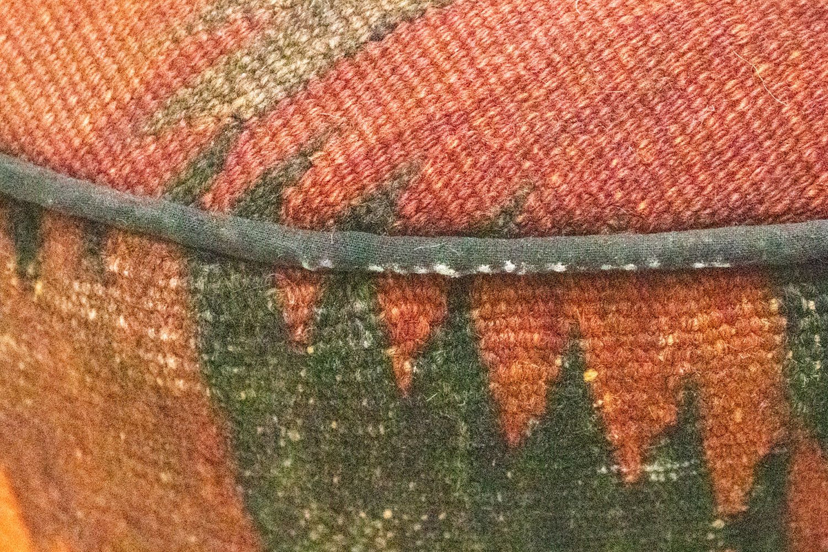 Seating other shape  - 42 x 36 cm