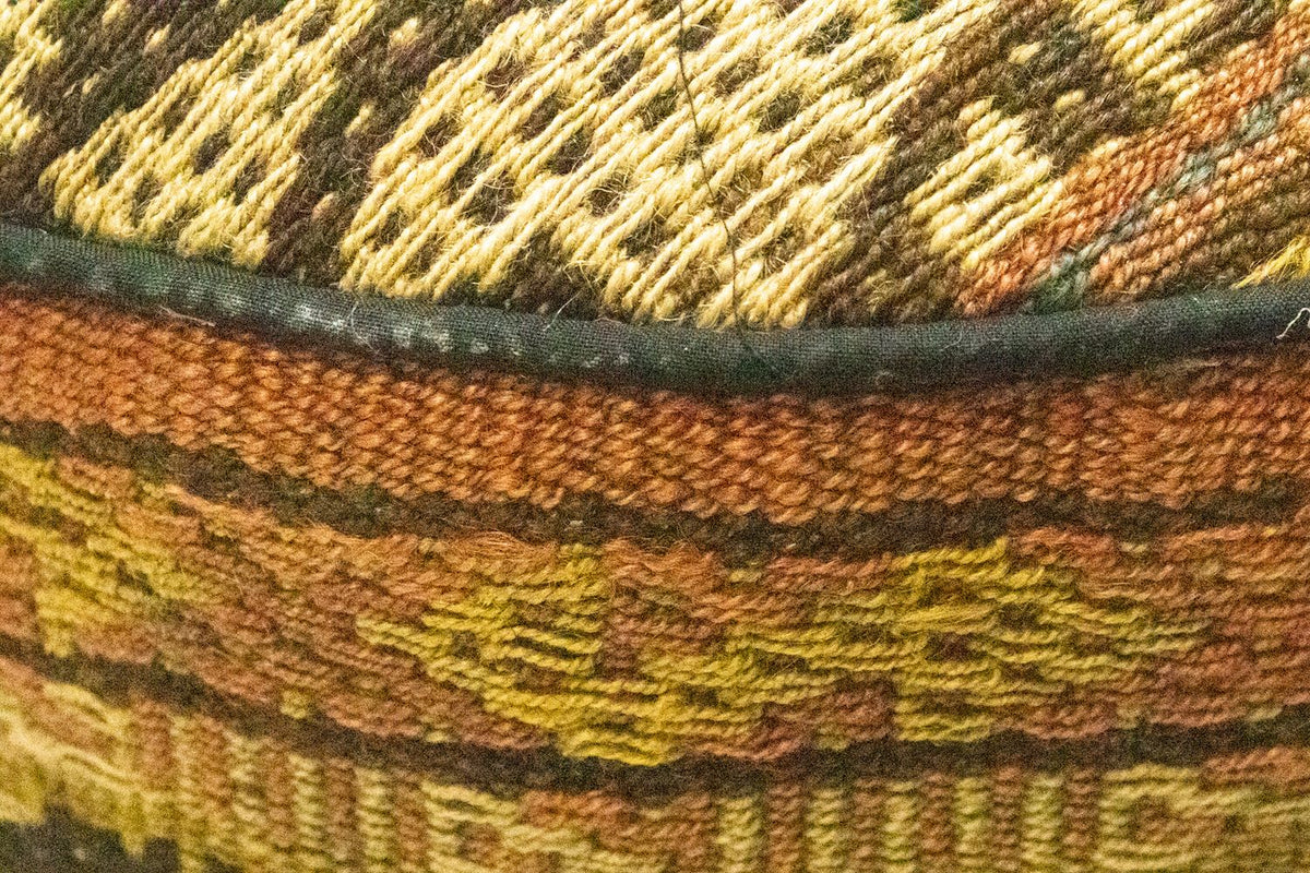 Seating other shape  - 42 x 36 cm