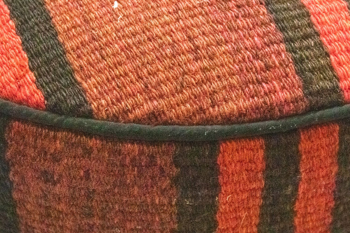 Seating other shape  - 42 x 36 cm