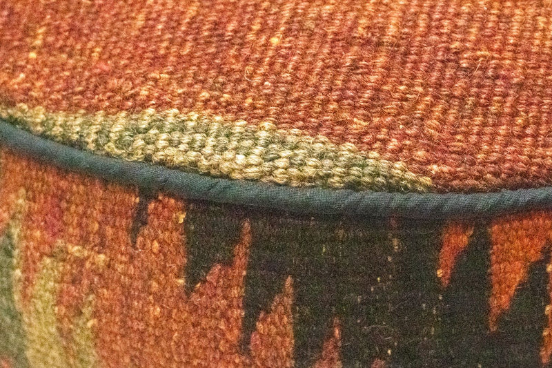 Seating other shape  - 42 x 36 cm