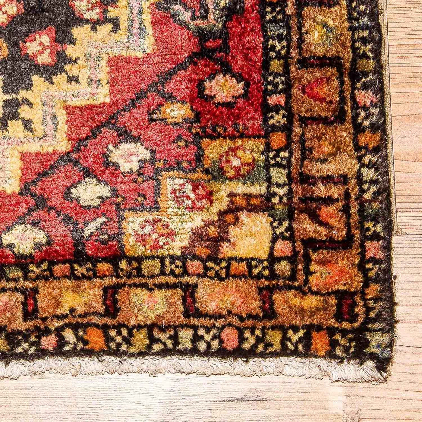 Gholtogh Rug 86x72cm - Persian Rugs