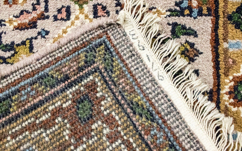 Oriental Rug - 160 x 90 cm - beige