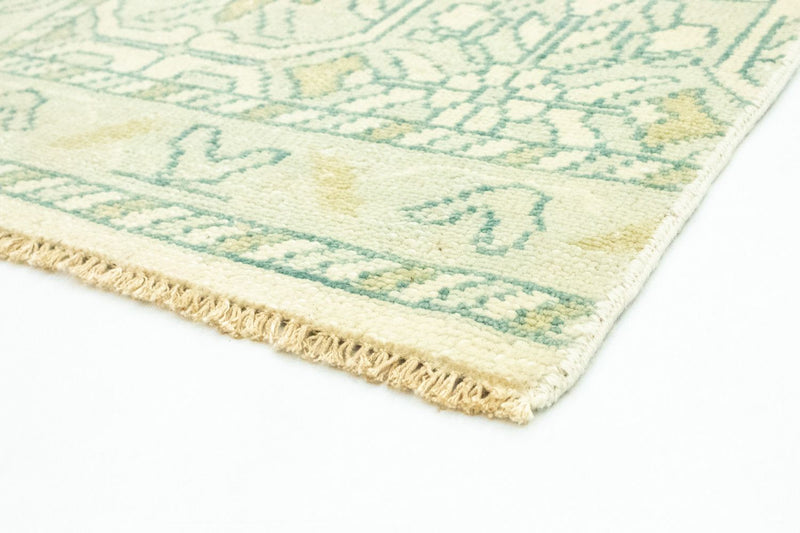 Designer Rug - 90 x 60 cm - light green