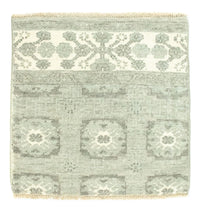 Designer Rug square  - 60 x 60 cm - light green