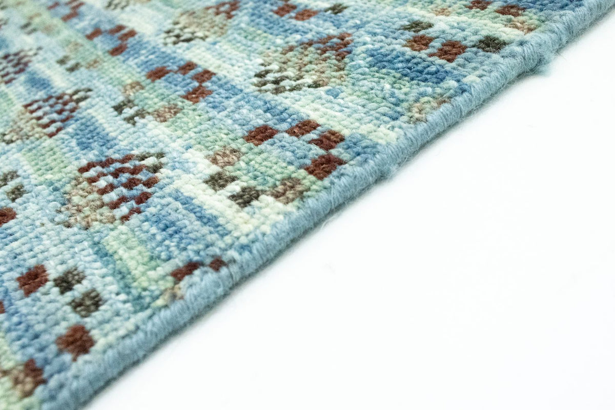 Designer Rug - 270 x 244 cm - light blue