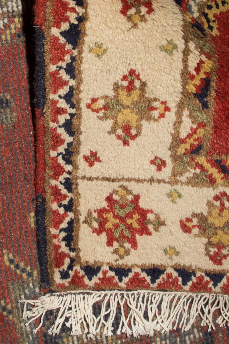 Oriental Rug - 153 x 93 cm - red