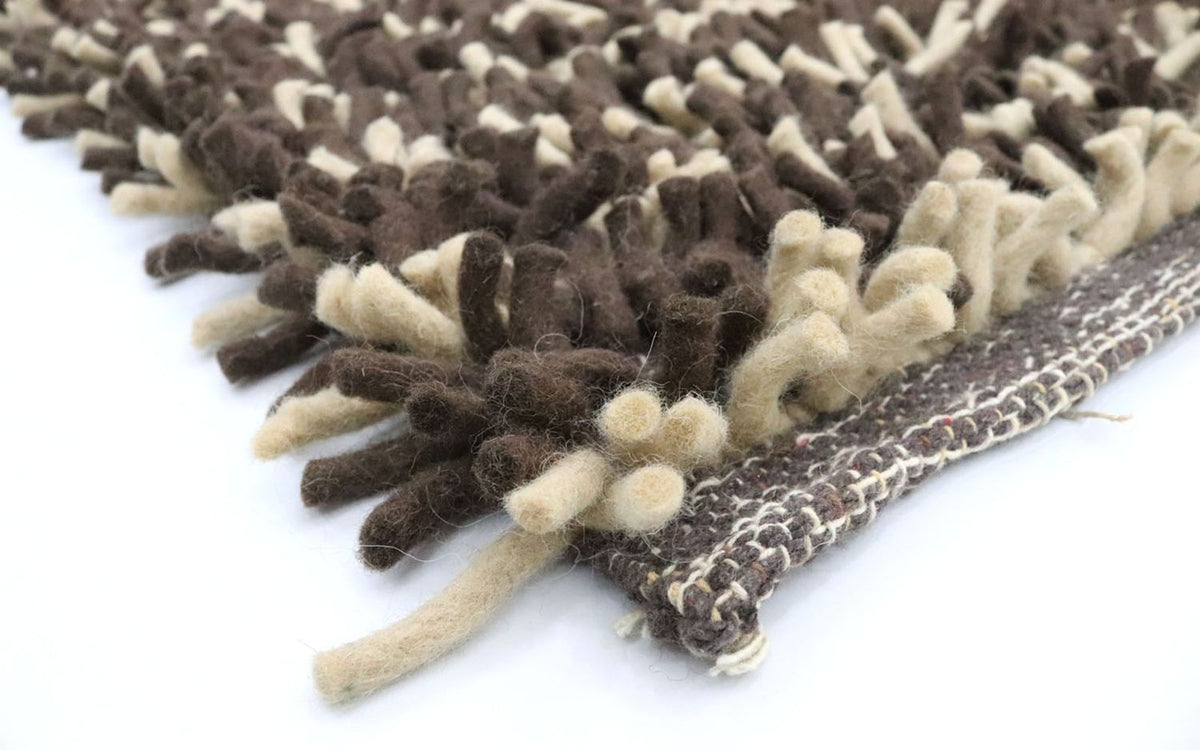 High-Pile Rug - 198 x 129 cm - multicolored