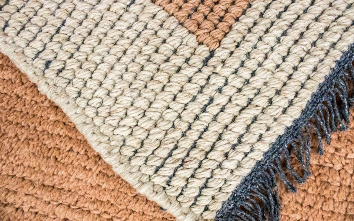 Nepal Rug - 140 x 70 cm - brown