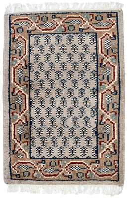Oriental Rug - 90 x 60 cm - beige