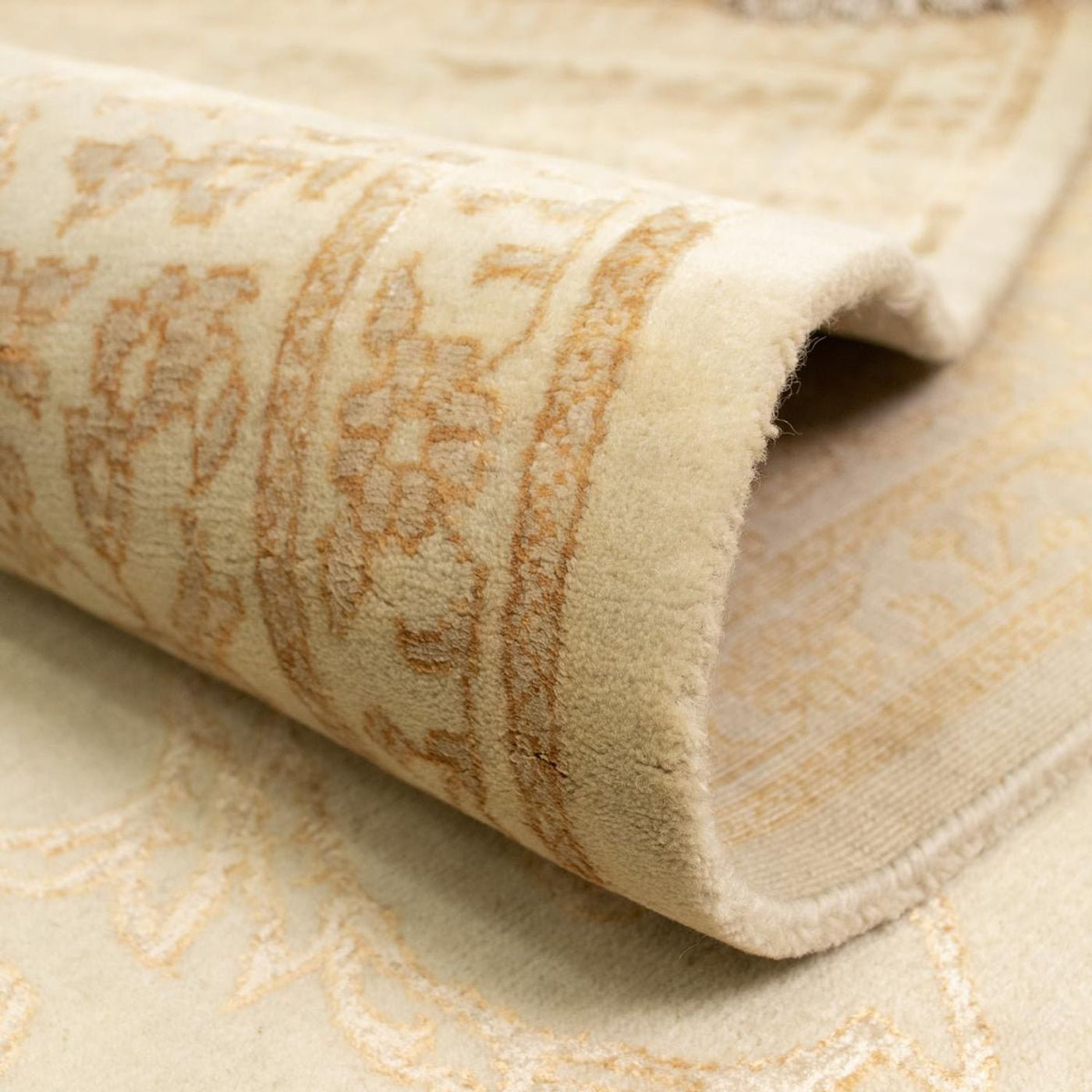 Designer Rug Desuer - Designerteppich