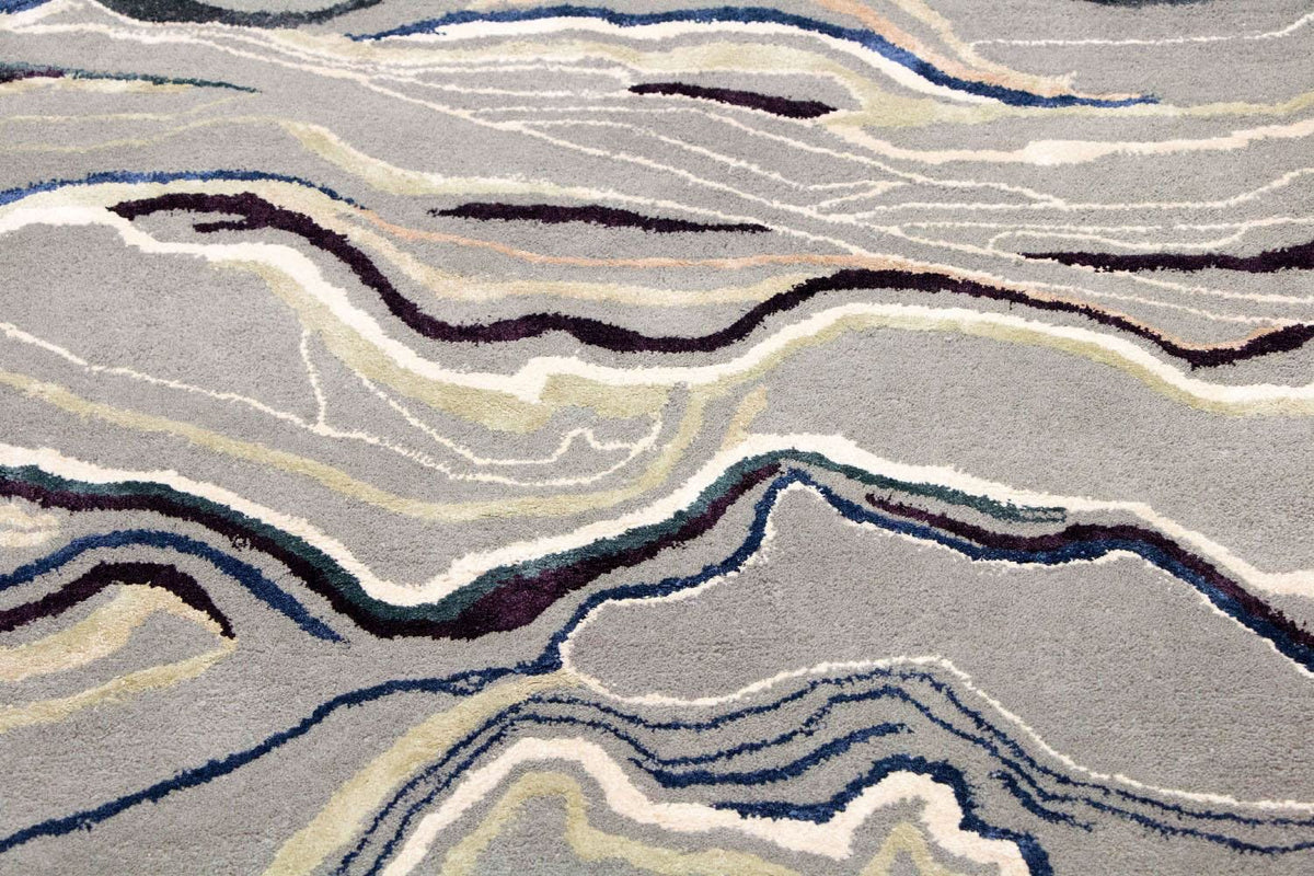 Designer Rug - 243 x 153 cm - silver