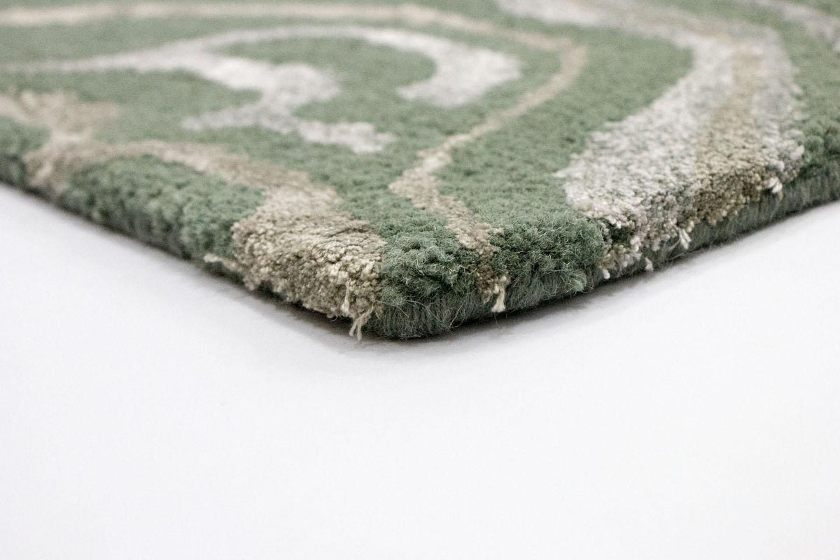 Designer Rug - 242 x 153 cm - green